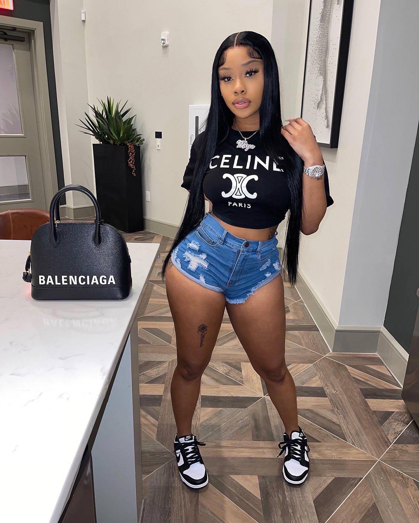 Spring And Summer New European And American Style Women's Clothing Solid Color Printing Fashion Short Belly Button Top