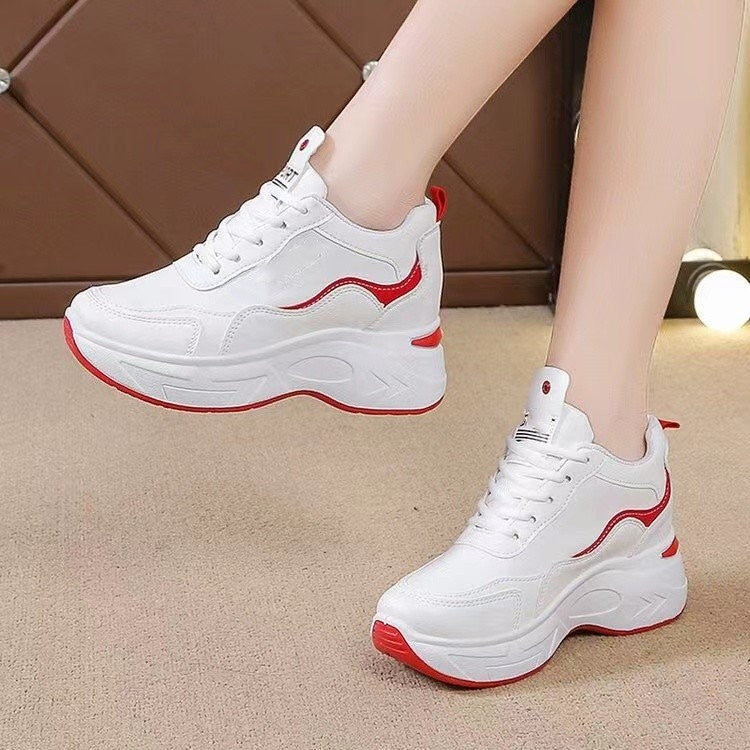 Heightening Sports Shoes For Women With Round Toe Tie Ups